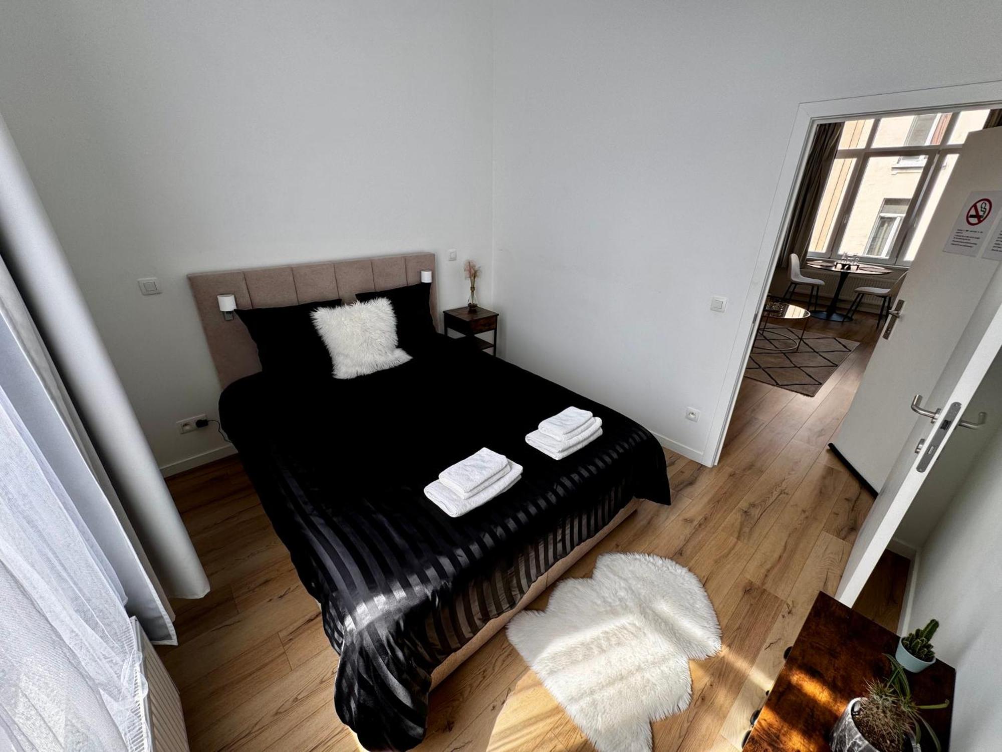 Apartment Cozy South-up And Ground
